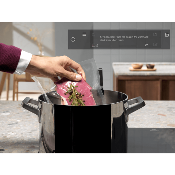 Индукционен плот Electrolux EIS6648 SensePro