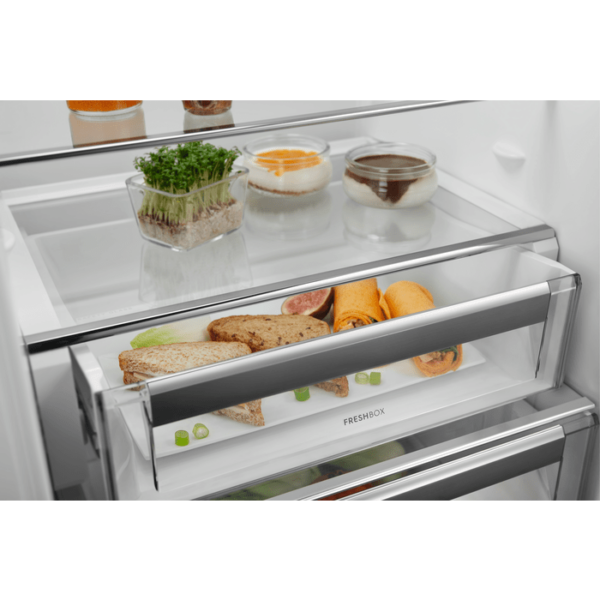 Хладилник с фризер Electrolux ENN3074EFW - Image 4