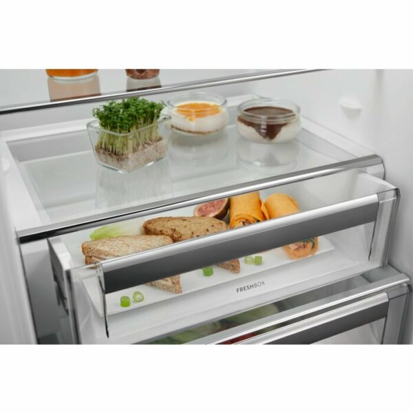 Хладилник с фризер Electrolux LNS9TE19S - Image 4