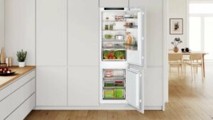 Хладилник с фризер Bosch KIN86VFE0