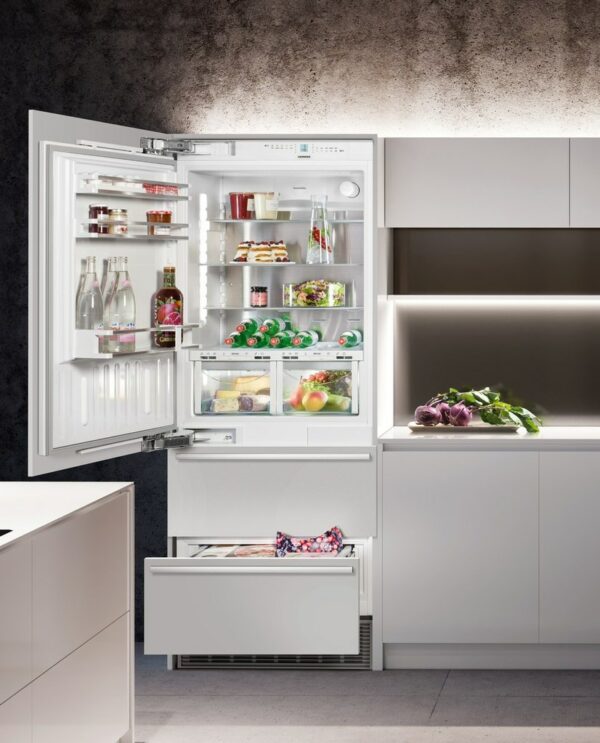 Хладилник с фризер Liebherr ECBN 5066 BioFresh ледогенератор - Image 3