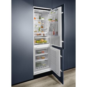 Хладилник с фризер Electrolux ENT6MD18S3