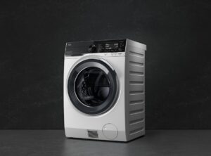 Пералня със сушилня AEG LWR9W80600