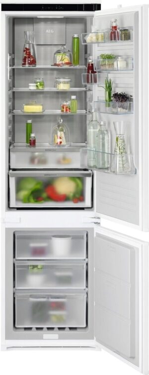 Хладилник с фризер AEG NSC8M192DS