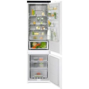 Хладилник с фризер Electrolux ENG8MD19S